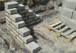 Bloczek betonowy fundamentowy M-6 ( B-15 ) kl.15 38x24x12cm 21szt/m2