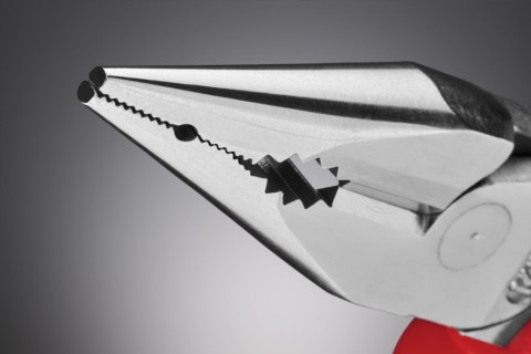 SZCZYPCE UNIWERSALNE Z OSTRO ZAKOŃCZONYMI SZCZĘKAMI PCV145MM KNIPEX