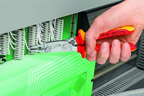 SZCZYPCE DO PRAC ELEKTROINSTALACYJNYCH 6W1 KNIPEX