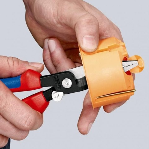 SZCZYPCE DO PRAC ELEKTROINSTALACYJNYCH 6W1 KNIPEX