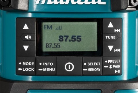 ODBIORNIK RADIOWY Z LAMPĄ I LATARKĄ 18V AM/FM/DAB BLUETOOTH MAKITA