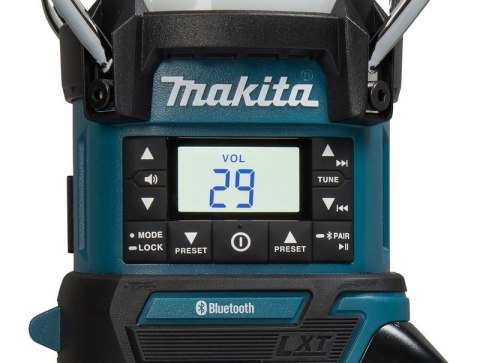 ODBIORNIK RADIOWY Z LAMPĄ I LATARKĄ 18V FM BLUETOOTH USB MAKITA